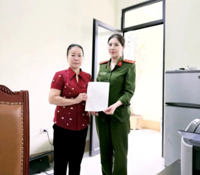 Tài khoản phụ nữ 1960 bị trừ hơn 205 triệu, tiền không đến cửa hàng xe máy