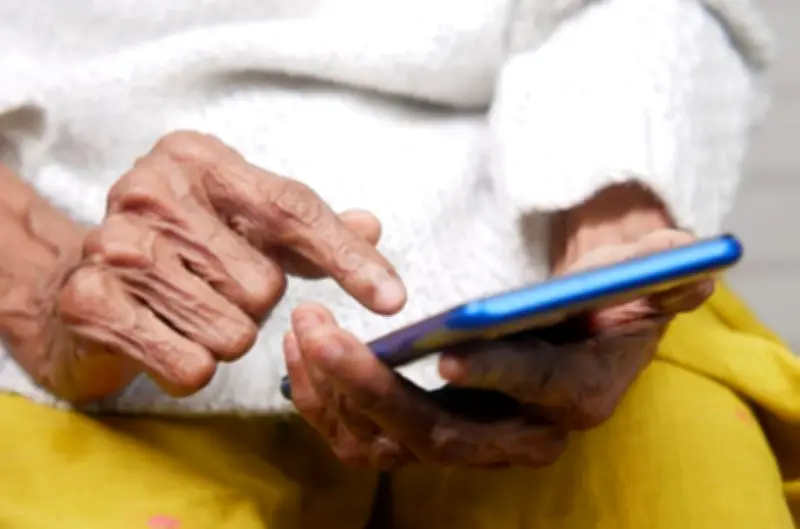 Tội phạm lừa đảo chiếm đoạt 2,4 tỷ USD từ người cao tuổi tại Mỹ