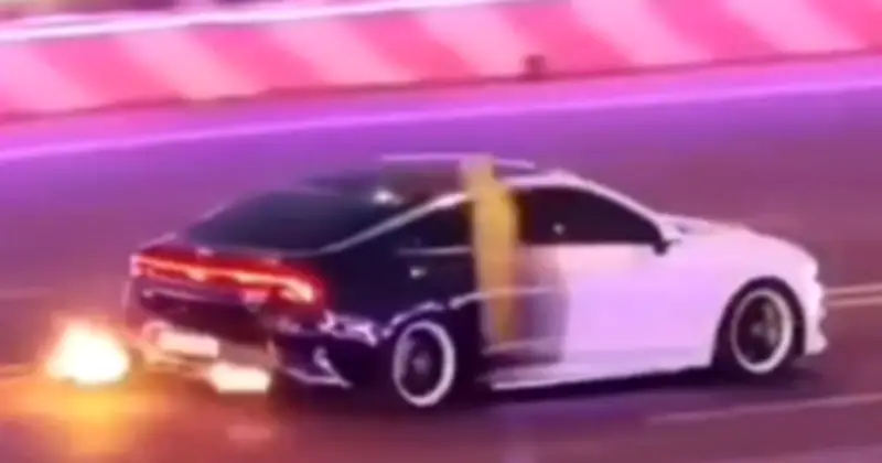 Tài xế Đắk Lắk phun lửa từ ô tô, đối diện mức phạt hơn 76 triệu đồng