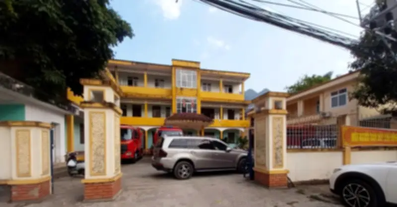 Tài xế Mercedes bị khởi tố vì chặn trạm CSGT suốt 4 giờ đồng hồ