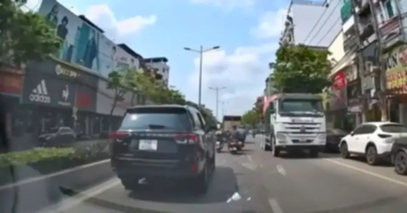 Tài xế Ninh Bình đối diện mức phạt 20 triệu đồng vì đi ngược chiều