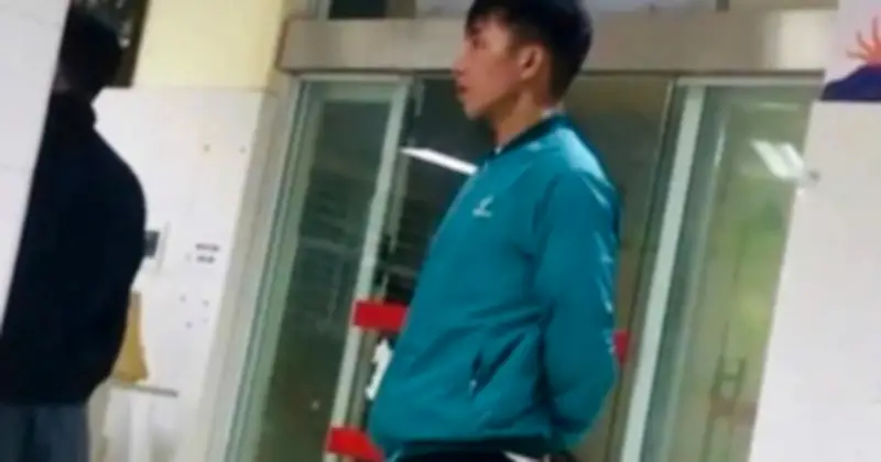 Tài Xế Taxi Ứng Tiền Viện Phí, Ở Lại 3 Giờ Giúp Hành Khách Lạ