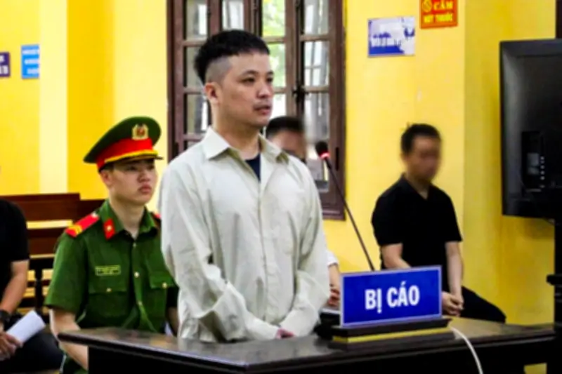 TikToker Lê Việt Hùng lĩnh án tù vì ép cung, dùng đường dây cướp đoạt tài sản