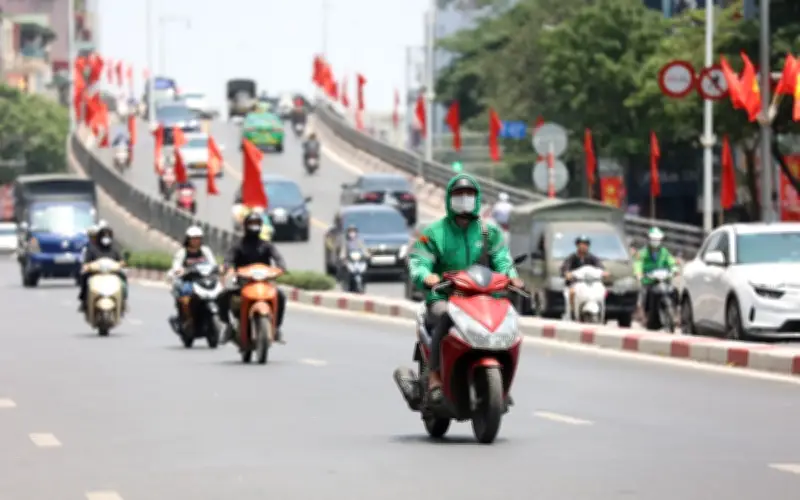 Tin sáng 10/4: Miền Bắc dứt nắng nóng gay gắt, lấy ý kiến hoán đổi ngày nghỉ Giỗ Tổ