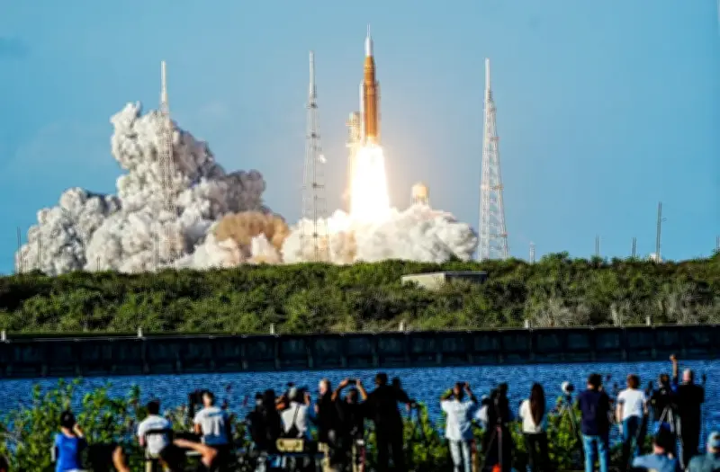 Tiết lộ cuộc sống trên tàu vũ trụ của phi hành đoàn Artemis II