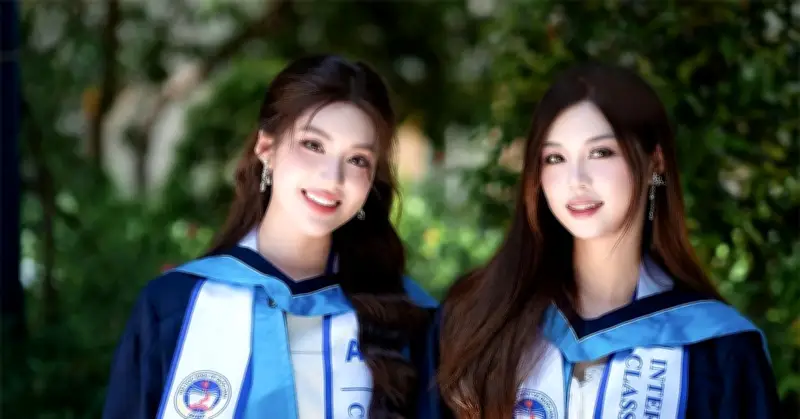 Tiết lộ về người dựng sự nghiệp sau vương miện của Hoa hậu Phương Oanh