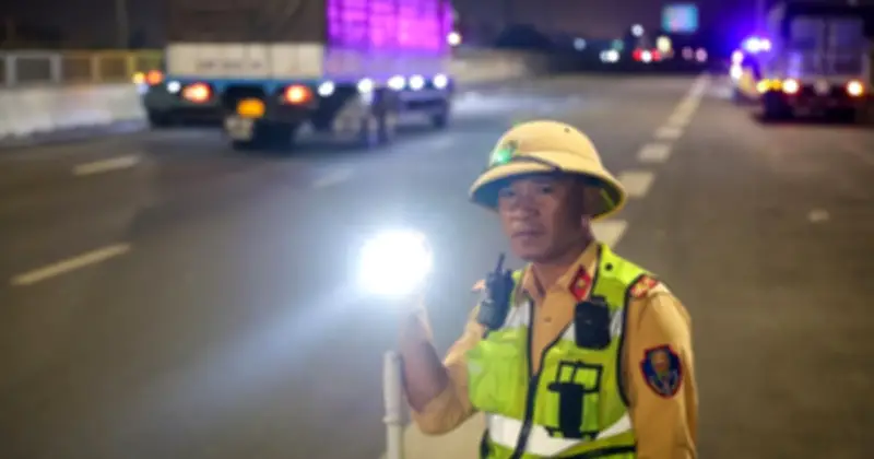 Tâm lý 'dừng chút không sao' trên cao tốc: Nguy hiểm tiềm ẩn từ thói quen chủ quan