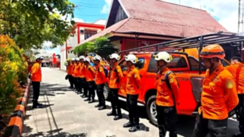 Tìm thấy mảnh vỡ trực thăng gặp nạn tại Tây Kalimantan, 4 thi thể được đưa ra