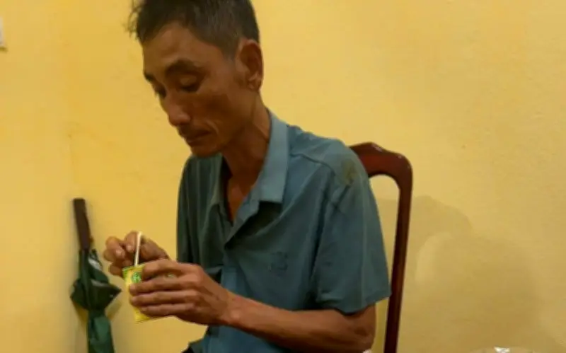 Tìm Thấy Người Đàn Ông Đi Lạc Nhiều Ngày Trong Rừng Sâu