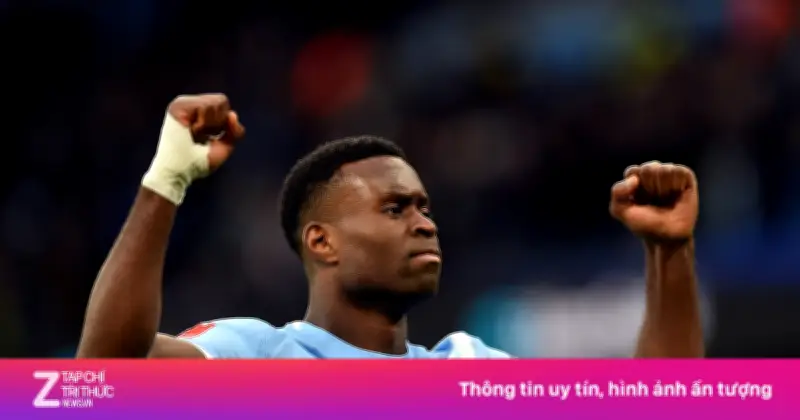 Tân binh Man City từ chối giải thưởng cá nhân, nhường vinh quang cho đồng đội