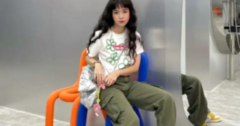 Tôn Vòng Eo Thon Gọn Nhờ Bộ Đôi Áo Baby Tee Và Quần Ống Rộng