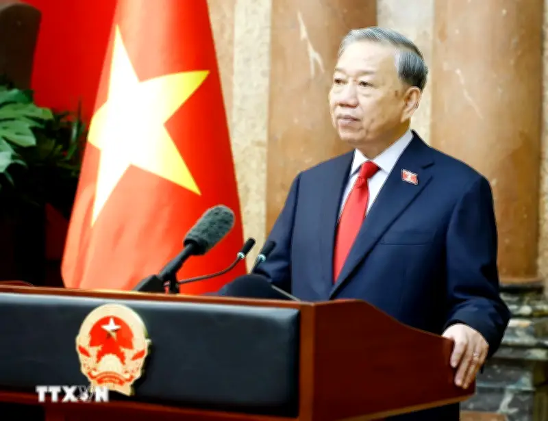 Tổng Bí thư, Chủ tịch nước chủ trì hội nghị công bố quyết định đối với Chính phủ