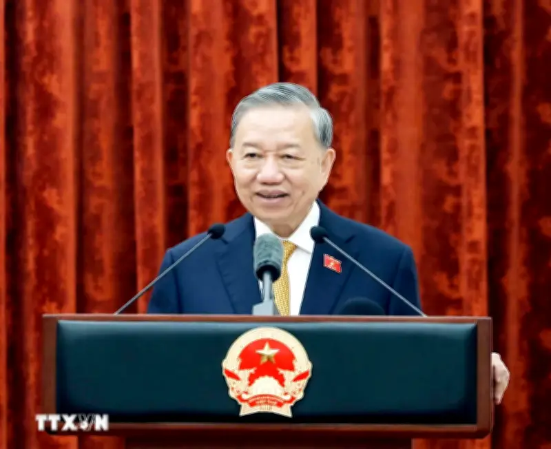 Tổng Bí thư, Chủ tịch nước gửi thư chúc mừng 80 năm Ngày truyền thống lực lượng tham mưu CAND