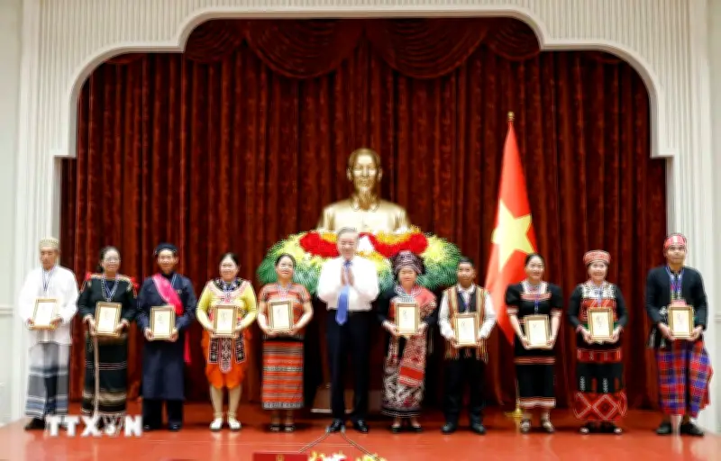 Tổng Bí thư, Chủ tịch nước góp phần củng cố khối đại đoàn kết toàn dân tộc