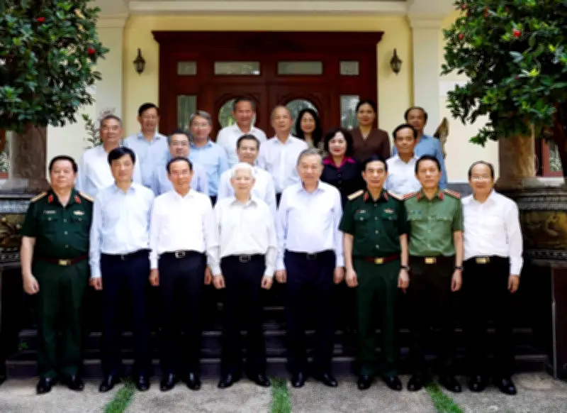 Tổng Bí thư, Chủ tịch nước Tô Lâm thăm các nguyên lãnh đạo Đảng, Nhà nước tại TP.HCM