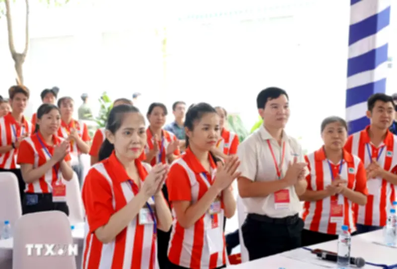 Tổng Bí thư, Chủ tịch nước Tô Lâm thăm và động viên công nhân người lao động