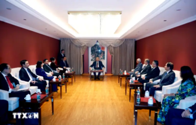 Tổng Bí thư, Chủ tịch nước và Phu nhân gặp gỡ nhân sĩ hữu nghị Việt - Trung