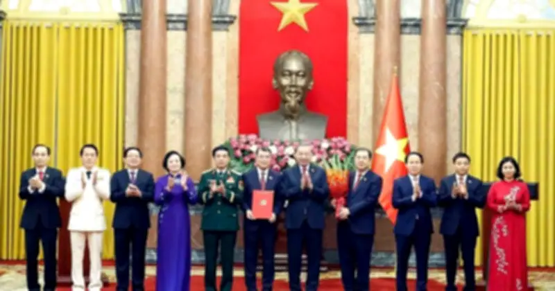 Tổng Bí thư Tô Lâm công bố nhân sự Chính phủ nhiệm kỳ 2026-2031, nhấn mạnh bước chuyển phát triển