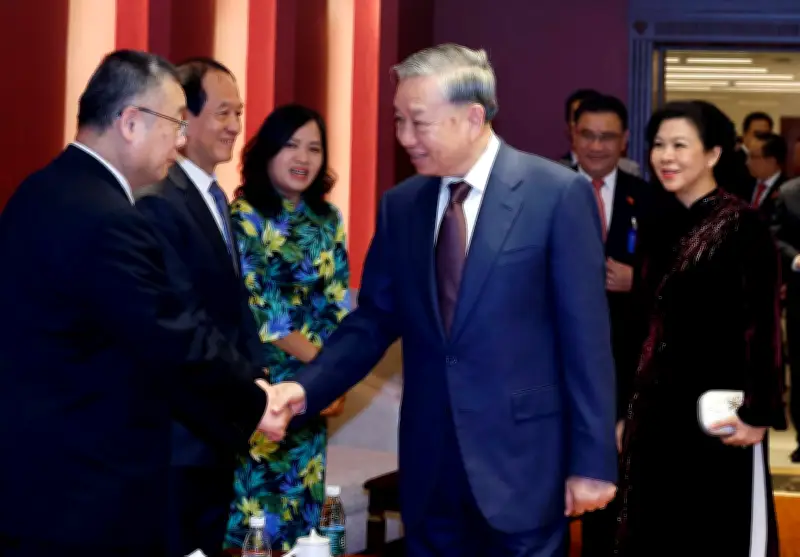 Tổng Bí thư Tô Lâm gặp mặt thân nhân chuyên gia Trung Quốc, khẳng định quan hệ Việt-Trung phát triển tốt đẹp