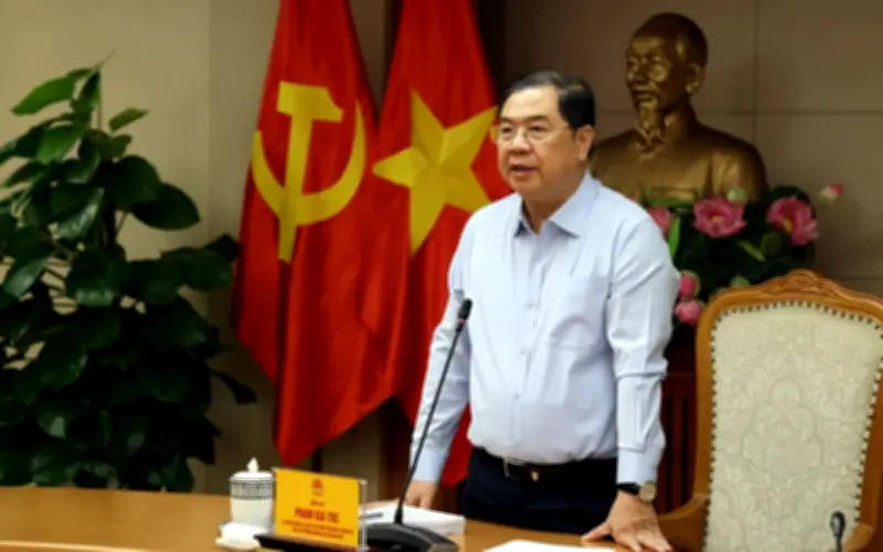 Tăng cường kiểm tra, giám sát thực hiện hiệu quả các nghị quyết của Đảng