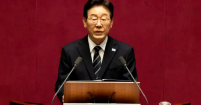 Tổng thống Hàn Quốc cảnh báo khủng hoảng kinh tế như 'cơn bão lớn', kêu gọi thông qua gói ngân sách 17,2 tỉ USD