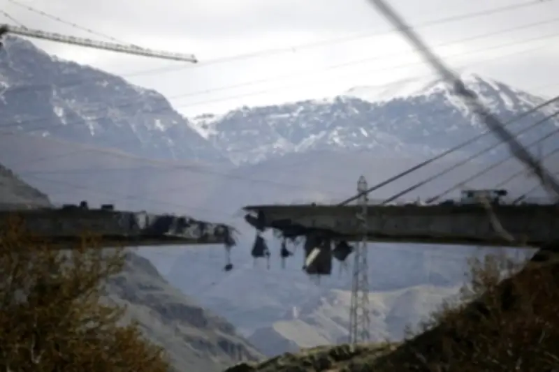 Tổng thống Trump cảnh báo xóa sổ các cơ sở hạt nhân của Iran