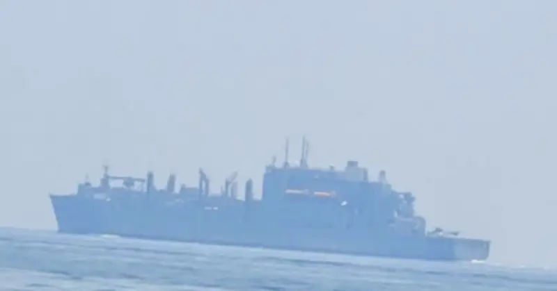 Tổng thống Trump đề xuất thu phí eo biển Hormuz, Nga cảnh báo hậu quả xung đột Iran