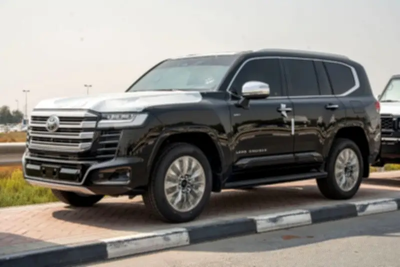 Toyota Land Cruiser LC300 Hybrid dự kiến về Việt Nam trong quý III năm nay