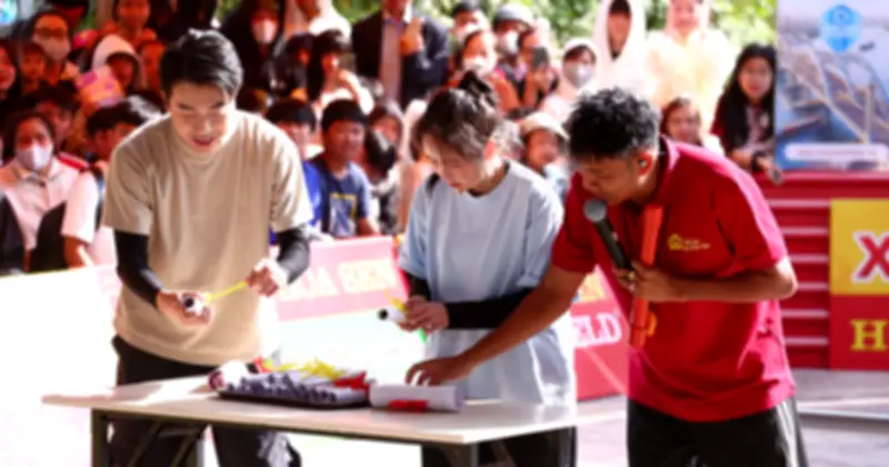 Tập 184 Mái ấm gia đình Việt: Cris Phan xúc động trước hoàn cảnh hai chị em mồ côi