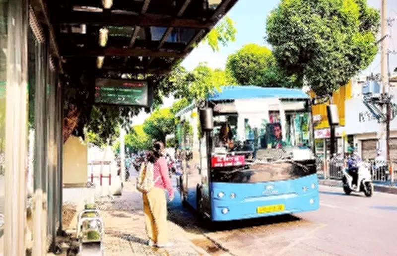 TP.HCM khẩn trương hoàn thiện phương án miễn phí xe buýt, hướng tới giảm ùn tắc và ô nhiễm