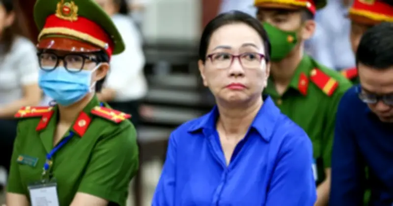 TPHCM định giá hai túi Hermès 'bạch tạng' của bà Trương Mỹ Lan tổng cộng hơn 4 tỷ đồng