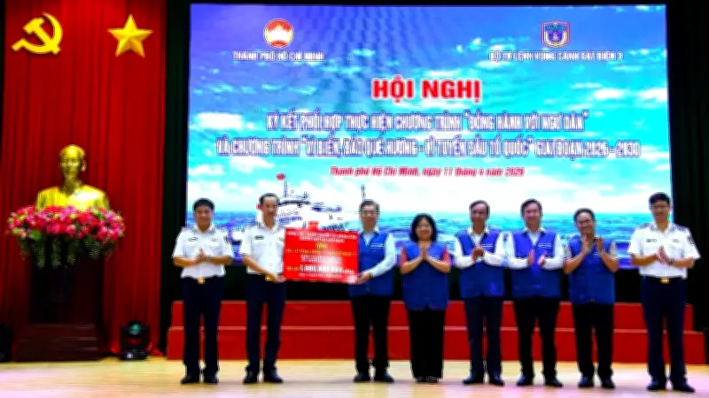 TP.HCM phối hợp với Cảnh sát biển 3 triển khai chương trình hướng về biển, đảo
