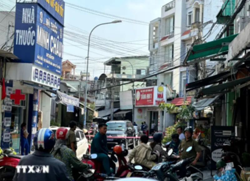 TP.HCM Tích Cực Cấp Cứu Các Nạn Nhân Vụ Cháy Nhà Trọ Sáng Nay