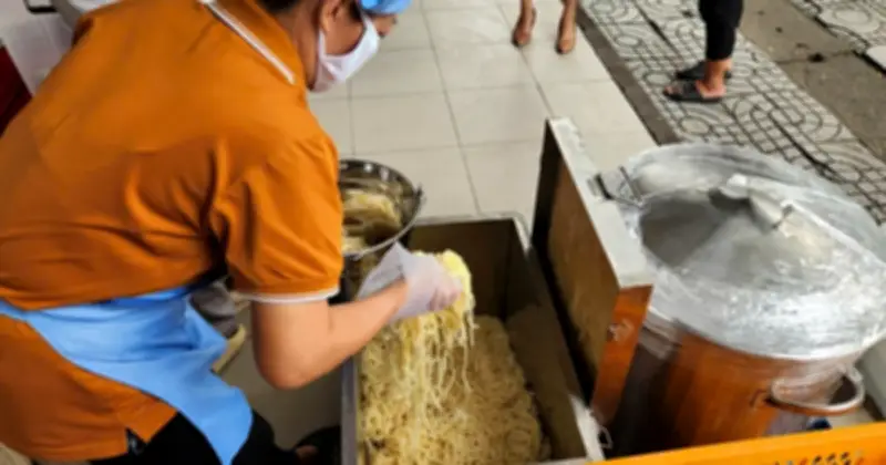 TP.HCM yêu cầu báo chí tăng cường truyền thông về an toàn thực phẩm bếp ăn tập thể