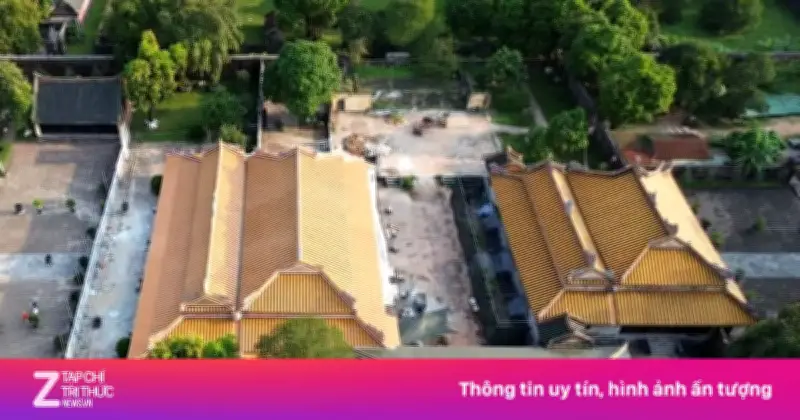 Tranh luận trùng tu nhà hát cổ Minh Khiêm Đường ở Huế: Bịt cửa, vẽ sao gây tranh cãi