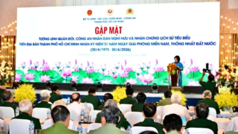 Tri ân cựu chiến binh, kết nối trí tuệ cho phát triển TP.HCM