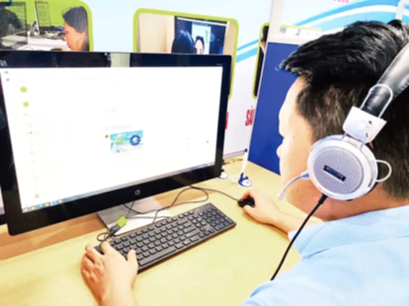 Trải nghiệm 'đi chợ việc làm' số: Nhanh, tiện nhưng còn hạn chế