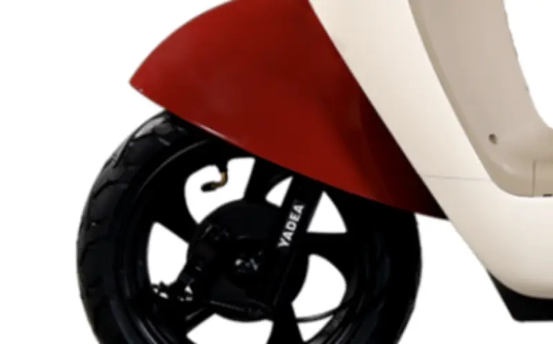 Trải Nghiệm Xe Máy Điện 155 Triệu Đồng Tại Việt Nam: Thiết Kế Đẹp, Pin Bền 77km