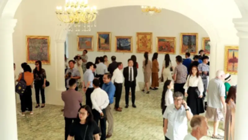 Triển lãm 'Ngôi nhà ánh sáng' tại Vũng Tàu: Giao thoa tinh hoa hội họa thế giới và Việt Nam