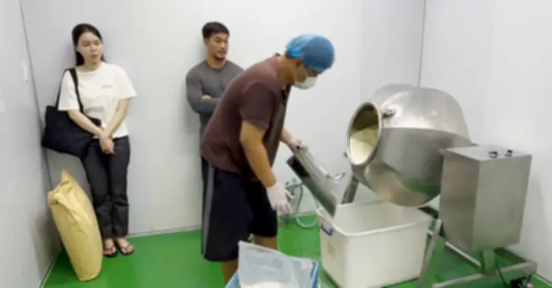 Triệt phá lò sản xuất thực phẩm giảm cân chứa chất cấm, quy mô hàng chục tỷ đồng