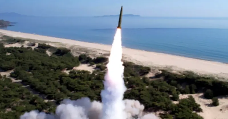 Triều Tiên thử nghiệm thành công tên lửa Hwasongpho-11 Ka với đầu đạn bom chùm mới