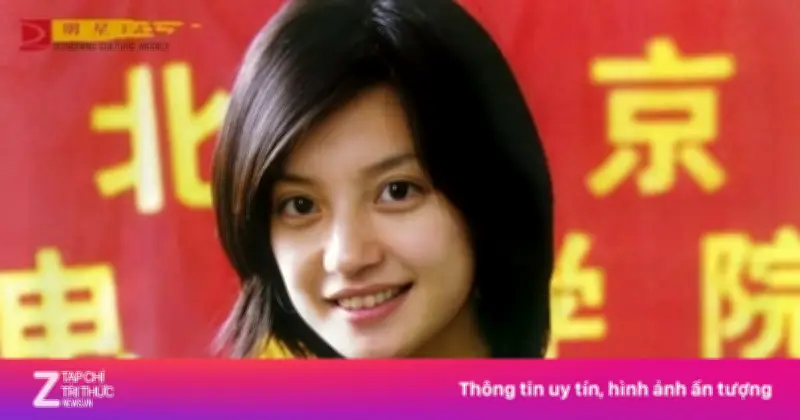 Triệu Vy thoắt ẩn thoắt hiện sau scandal, tham gia họp lớp Bắc Ảnh