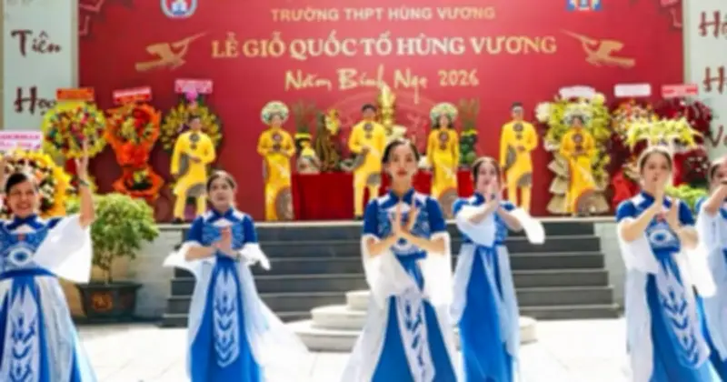 Trường THPT Hùng Vương tổ chức lễ Giỗ tổ Hùng Vương trang trọng