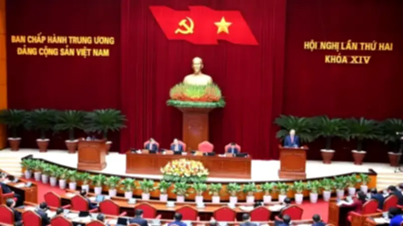 Trung ương đặt mục tiêu tăng trưởng hai con số, hoàn thiện thể chế tạo đột phá