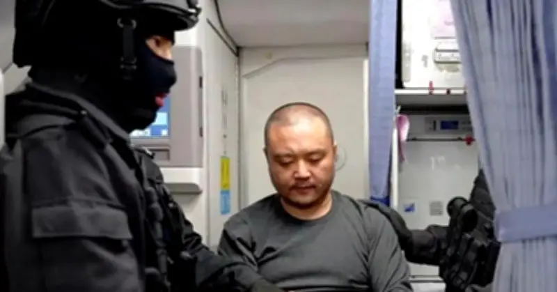 Trung Quốc dẫn độ cựu chủ tịch Huione Group từ Campuchia về điều tra tội phạm tài chính