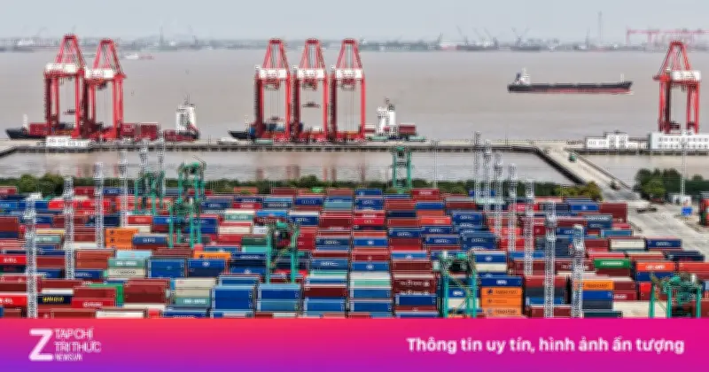 Trung Quốc Hưởng Lợi Từ Xung Đột Iran, Xuất Khẩu Tăng Tốc Nhờ Năng Lượng