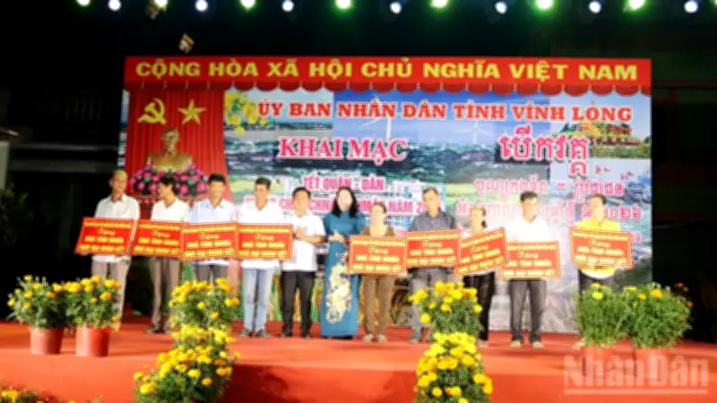 Tết Quân Dân 2026 tại Vĩnh Long: Đoàn kết, sẻ chia và phát triển cộng đồng