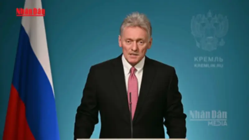 Tàu chiến Nga hộ tống tàu chở dầu bị Anh trừng phạt qua eo biển Manche