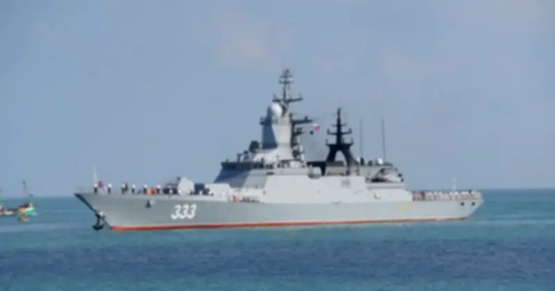 Tàu chiến Nga thăm Campuchia, tăng cường hợp tác quốc phòng nhân 70 năm quan hệ