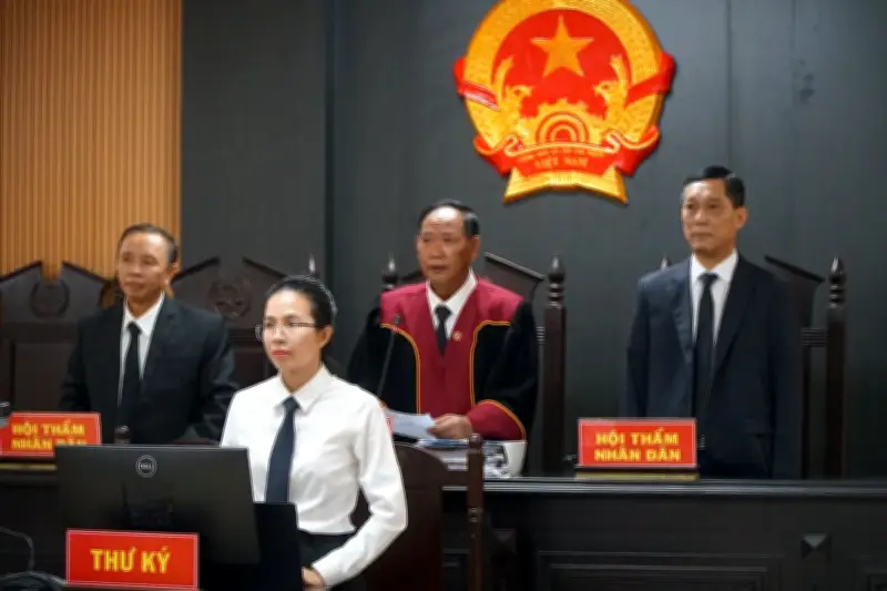 Tuyên phạt Nguyễn Đình Thắng 11 năm tù về tội khủng bố